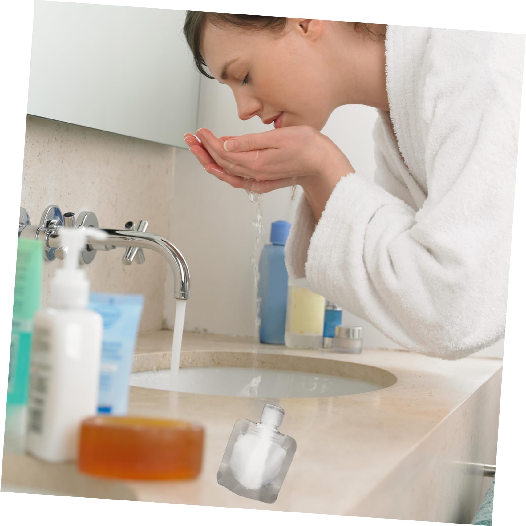 CALLARON 3 Sätze Tragbare Reise Emulsionsbeutel mit Kleinen Trichtern Auslaufsichere Wiederverwendbare Kosmetik und Lotion Behälter für Shampoo Körperpflege Faltbare Flüssigkeits
