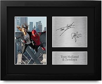 Amazon.com: HWC Trading Zendaya & Tom Holland Spider-Man MJ Framed