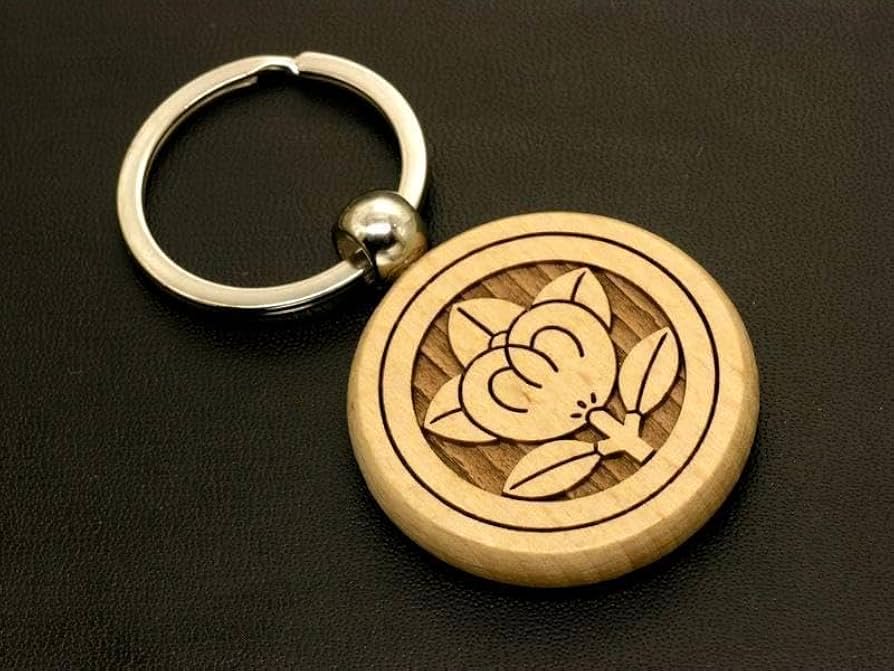 Amazon.co.jp: 丸に橘・まるにたちばな 家紋キ ー ホルダ ー