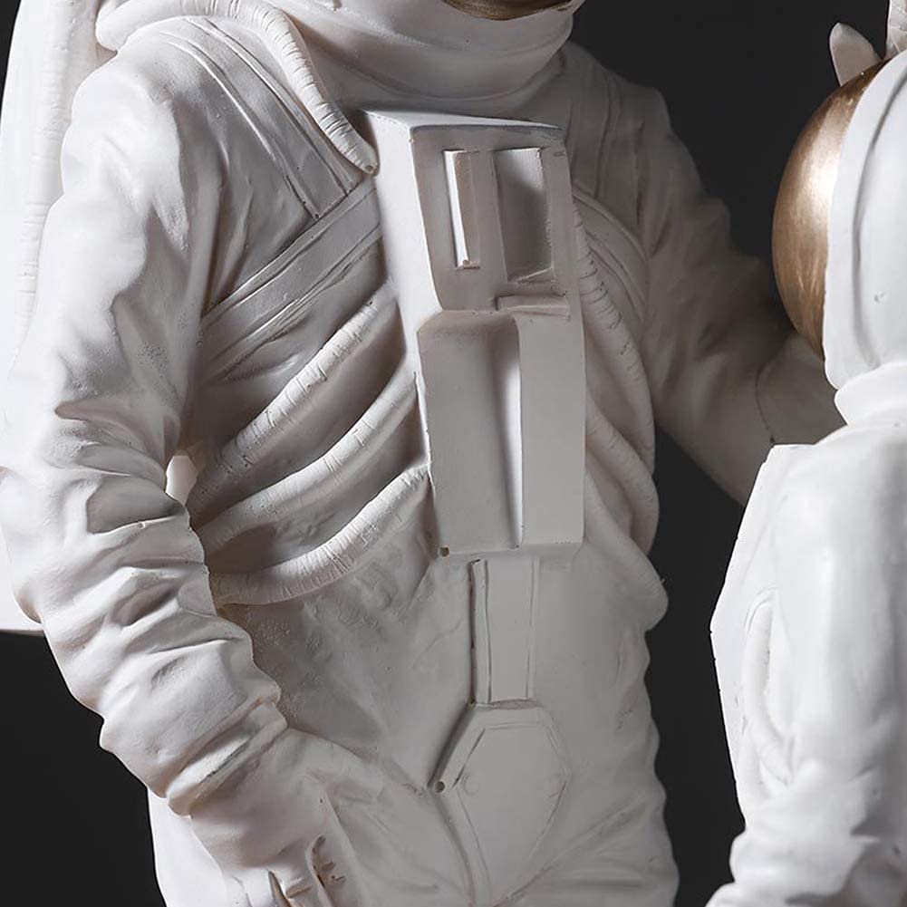 WXKAGF Dekoracja posągu astronauty Żywica kosmonauta Zachęcaj do figurki Dzieci Chłopcy Figurka Dekoracja Ozdoby do domowego biura Wystrój salonu Ozdoba Prezent