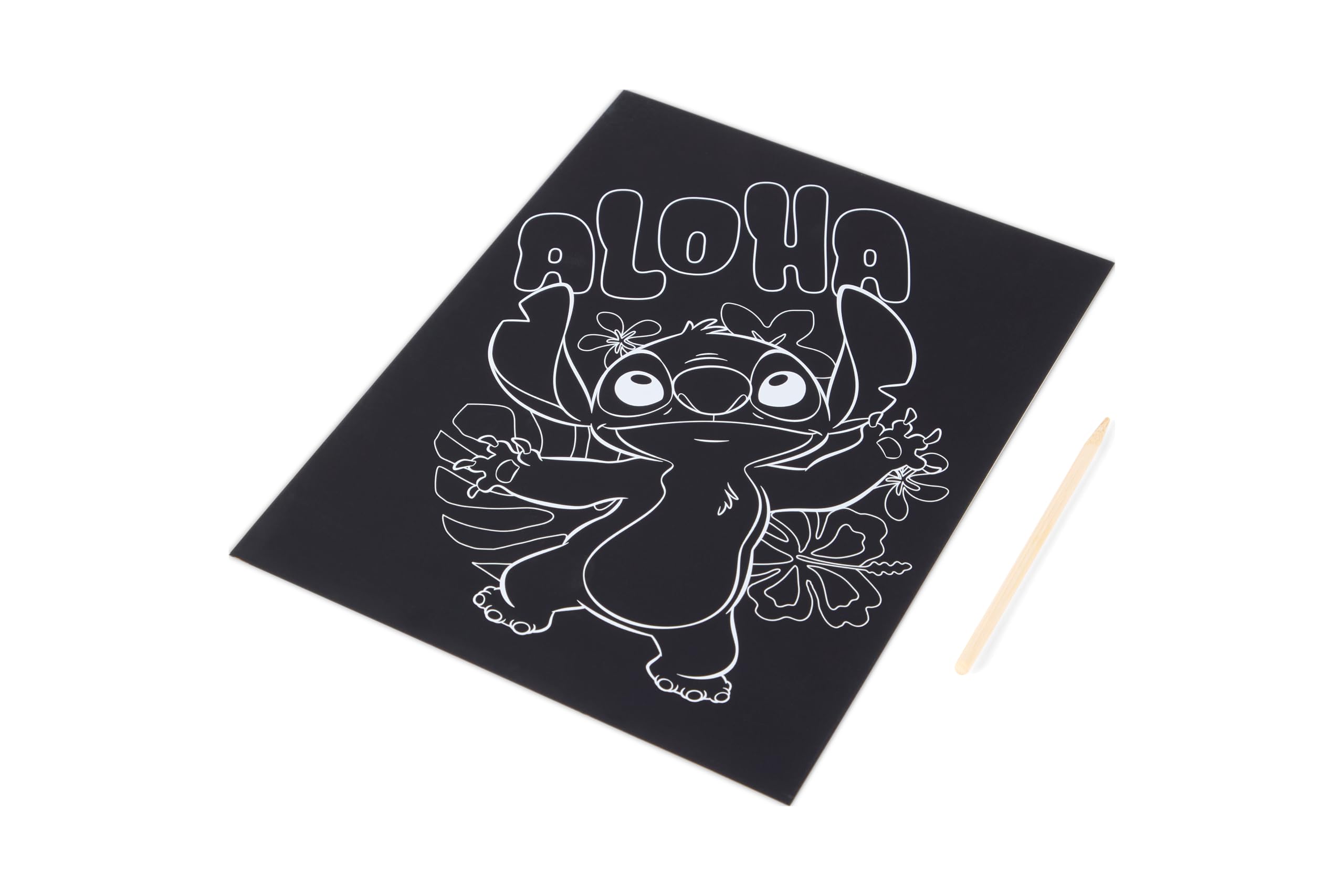 Disney Stitch zestaw obrazów do zdrapywania dla dzieci, kreatywna sztuka drapania z 2 dużymi plakatami, 26 x 19,5 cm, w zestawie drewniany pisak do drapania, efekt tęczy, zestaw do malowania od 3 lat