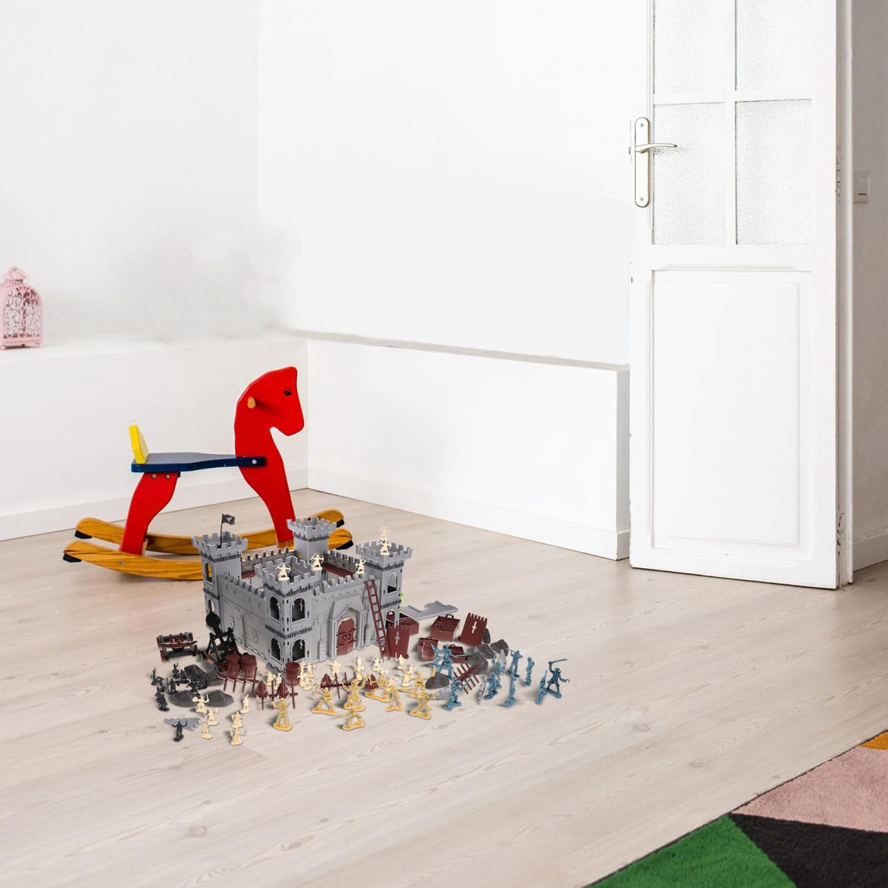 VICASKY Playset Castello Pirata Assemblabile, Kit in Plastica | Soldatini e Accessori da Pirata Inclusi, Stile Tematico per Ragazzi e Ragazze, Uso Educativo e Decorativo