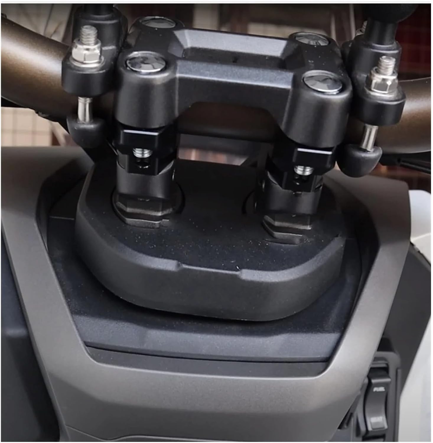 TOURATECH CRF1000L ハンドルバーライザーブリッジ 20mm Bridged