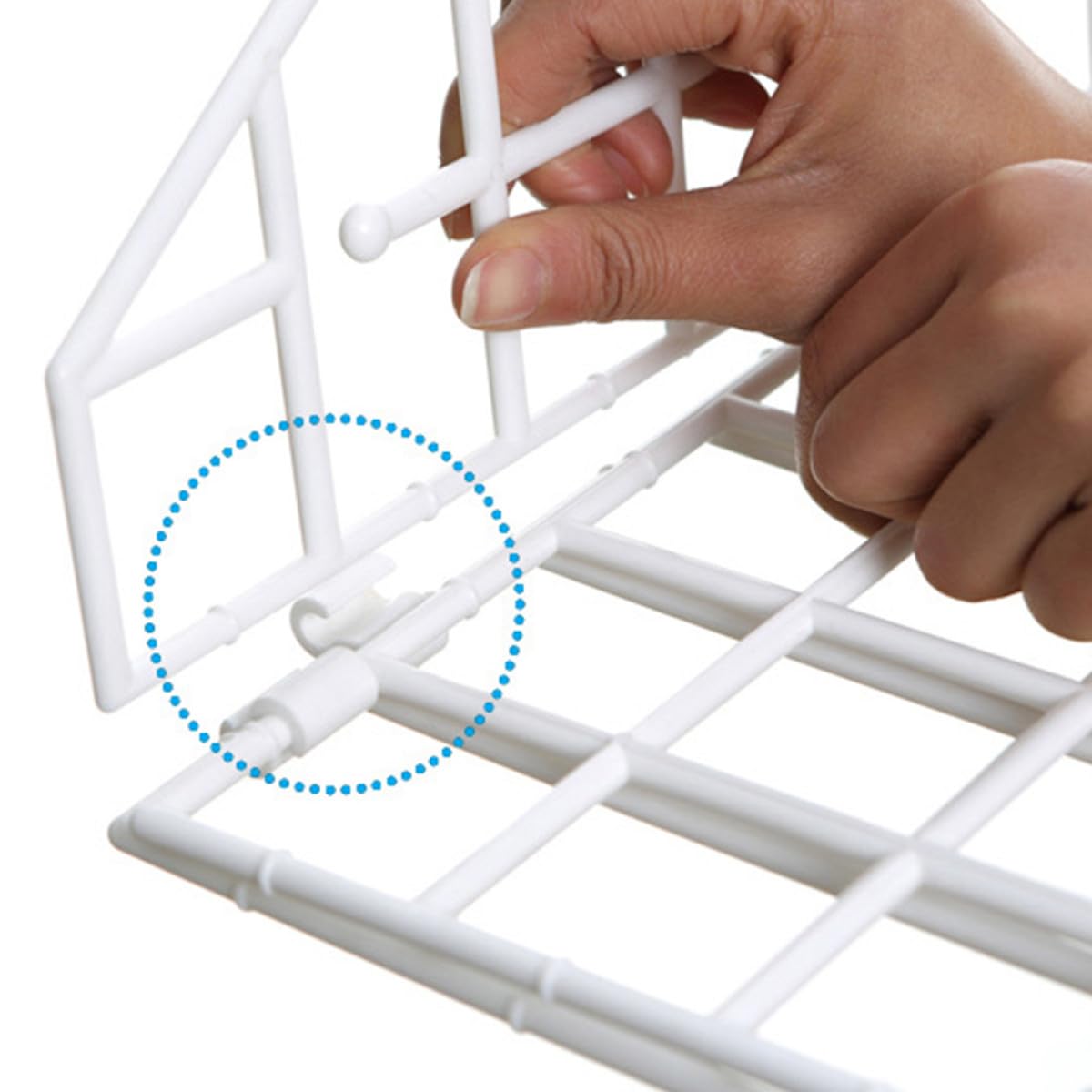 BESPORTBLE Organizador Colgante de Armario Plegable de 3 Niveles, PP Blanco | Abertura Amplia en Rejilla, Gancho Integrado, Diseño Desmontable, Ventilación y Estructura de Tres Grandes Compartimentos