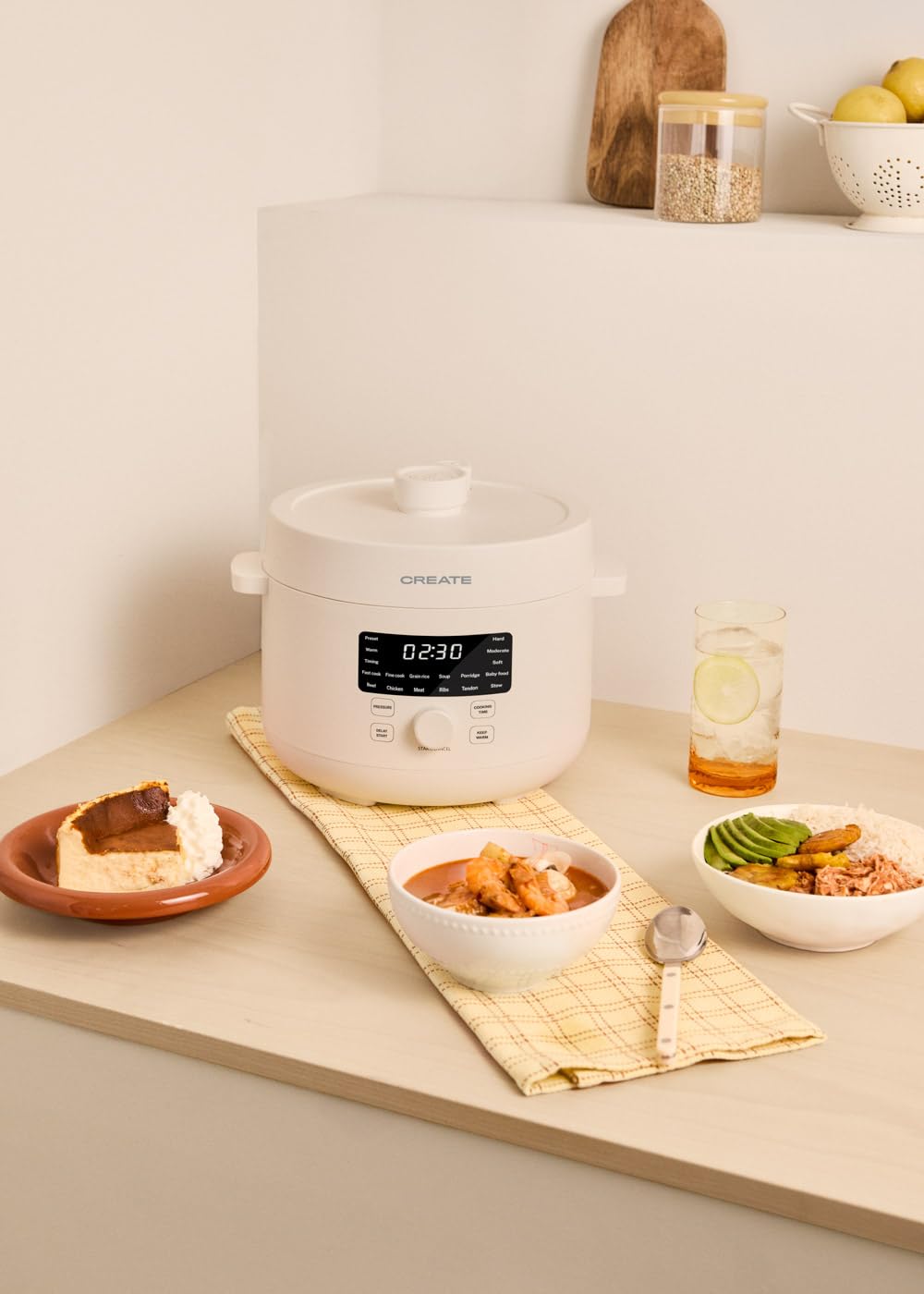 CREATE/PRESSURE COOKER STUDIO/Multifunktioneller programmierbarer elektrischer Schnellkochtopf 4L Cremeweiß / 15 Funktionen, 24h Timer, Keramik-Antihaftbeschichtung, Sicherheitsventil, 1200W
