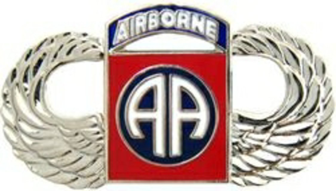 US Army 82nd Airborne Division Pin (1 1/2")