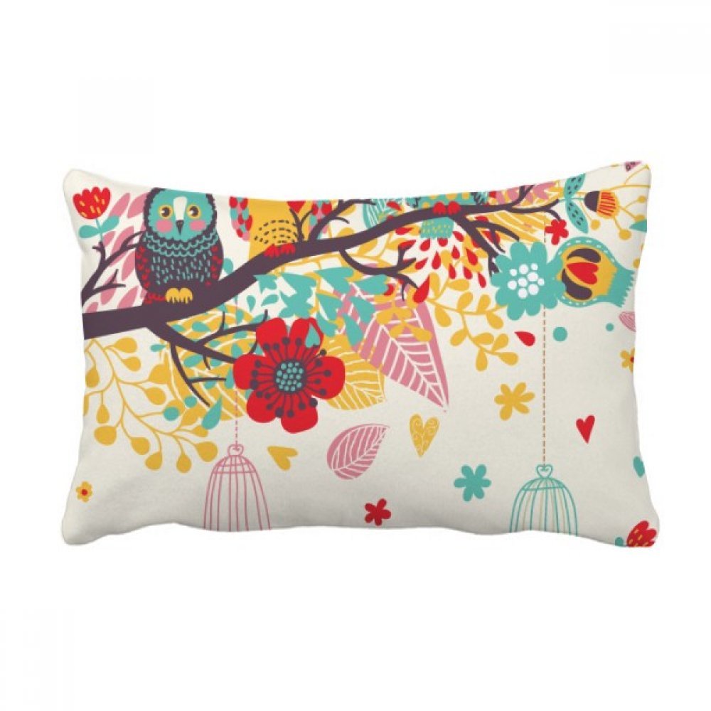 Coussin lombaire motif chouette pour soulager le mal de dos sur le canapé