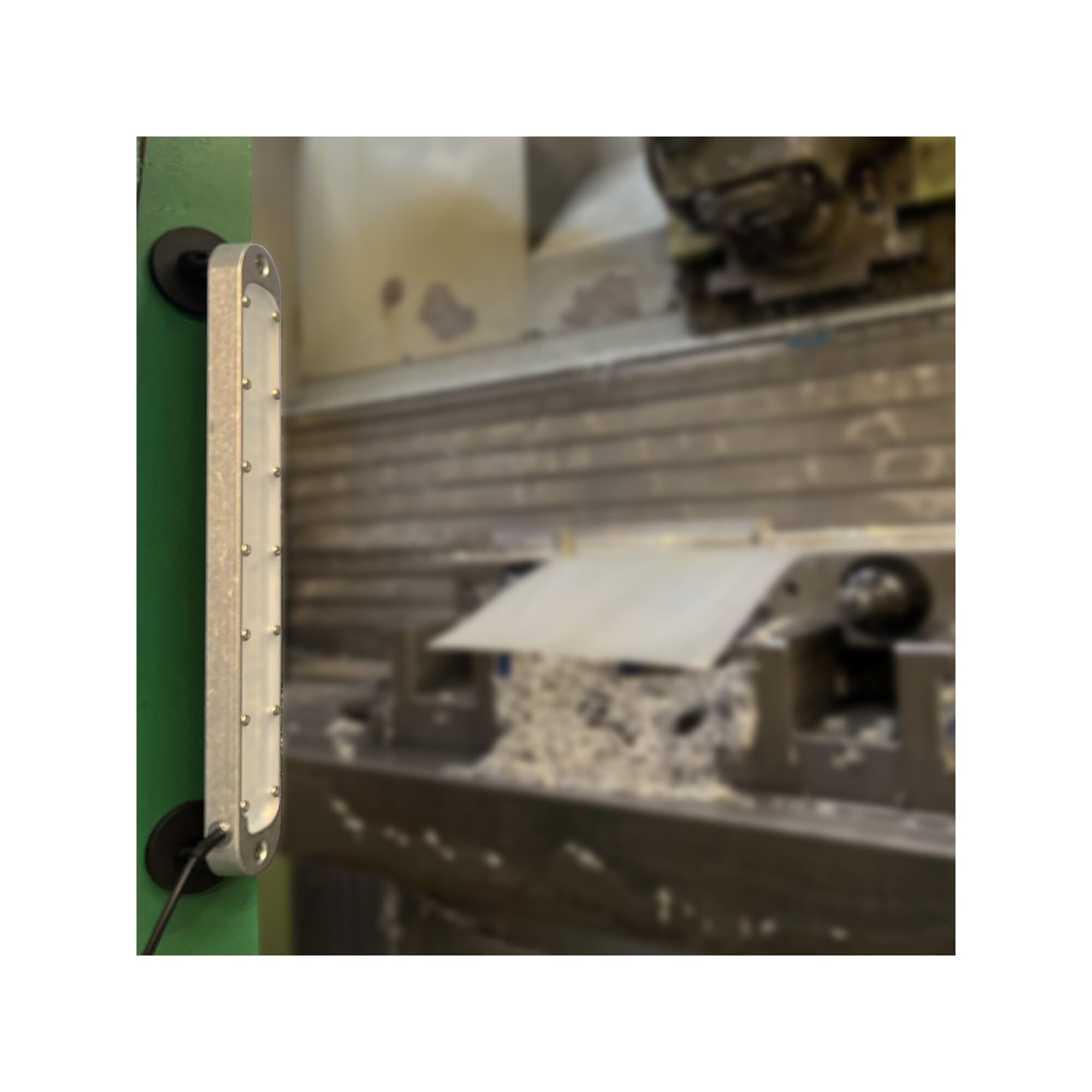 Bauer & Böcker 900/67 Éclairage Machine à LED "Light Bar M", Orientable, 12 Watts, 1200 Lumens