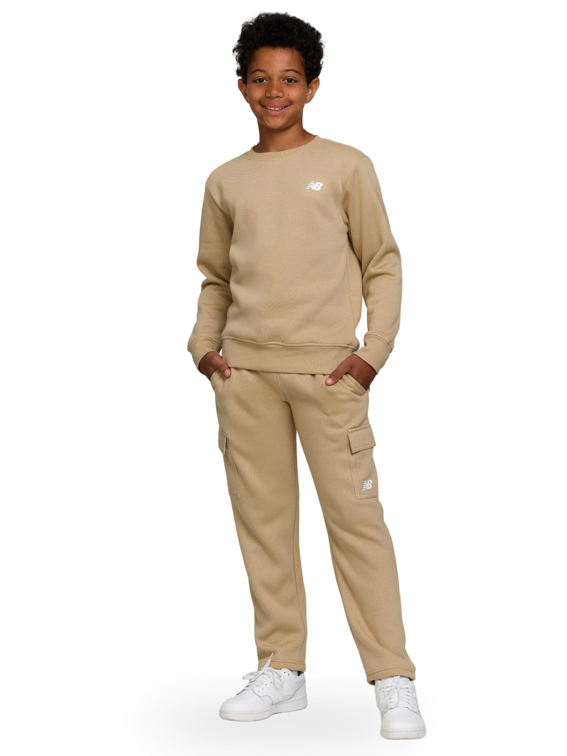 new balance boys and toddlers’ 2 piece set – soft fleece crewneck pullover sweatshirt cargo sweatpants sweatsuit (2t-12)