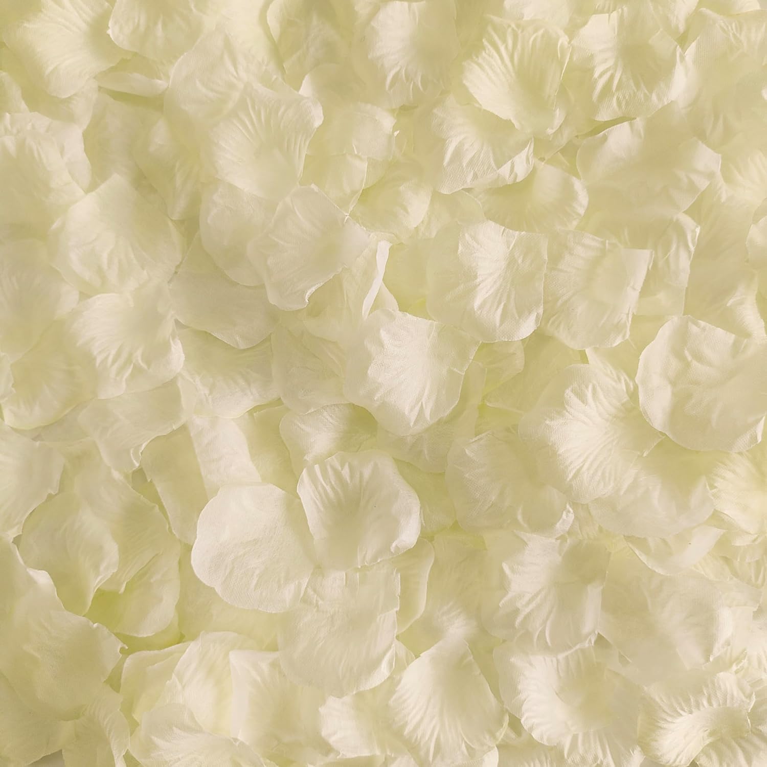 Atfl Ivory 0.45Lb Silk Rose Petals,2500 Pcs Artificial Rose Petals Silk Rose Petals Wedding Decoration,Fake Flower Pedals For Romantic Night For Her Set (2.3'')
