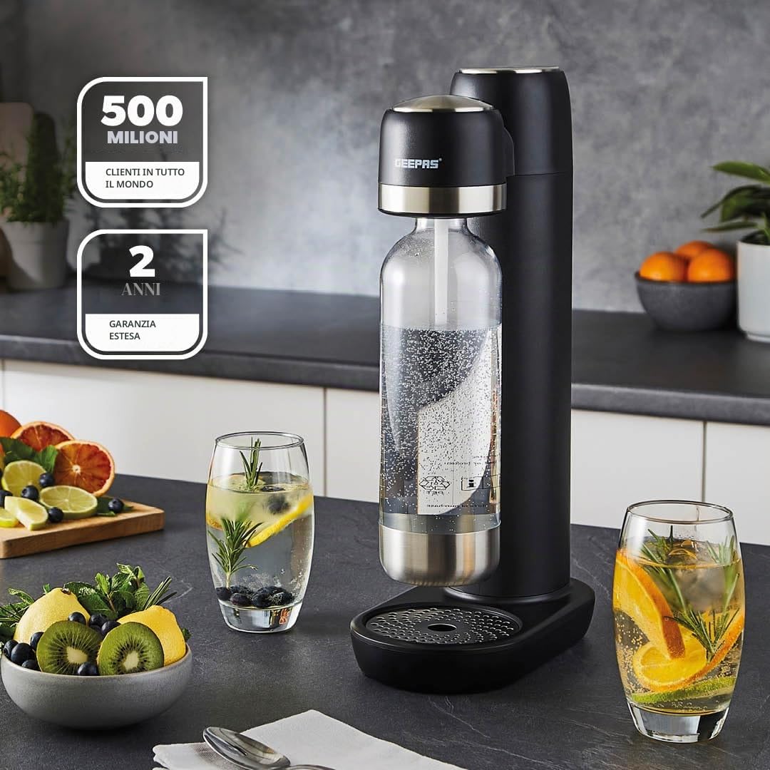 GEEPAS Macchina per acqua frizzante con bottiglia da 900 ml, macchina per soda, macchina per bevande gassate, gasatore domestico, bombola di gas CO2 a connessione rapida (non inclusa) | nero