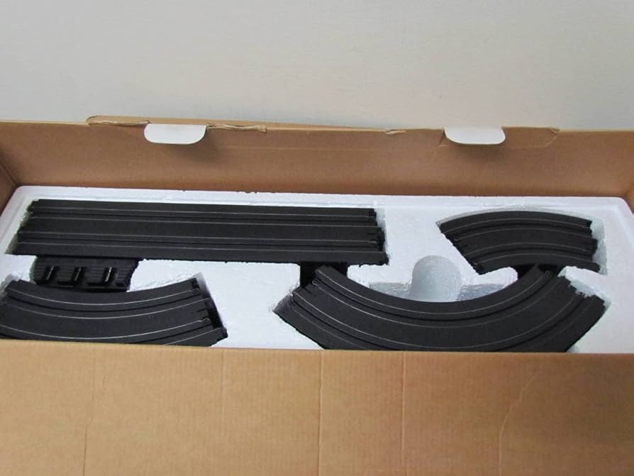 Amazon.co.jp: AFX 4車線 鈴鹿サーキット セット XS-113 : おもちゃ