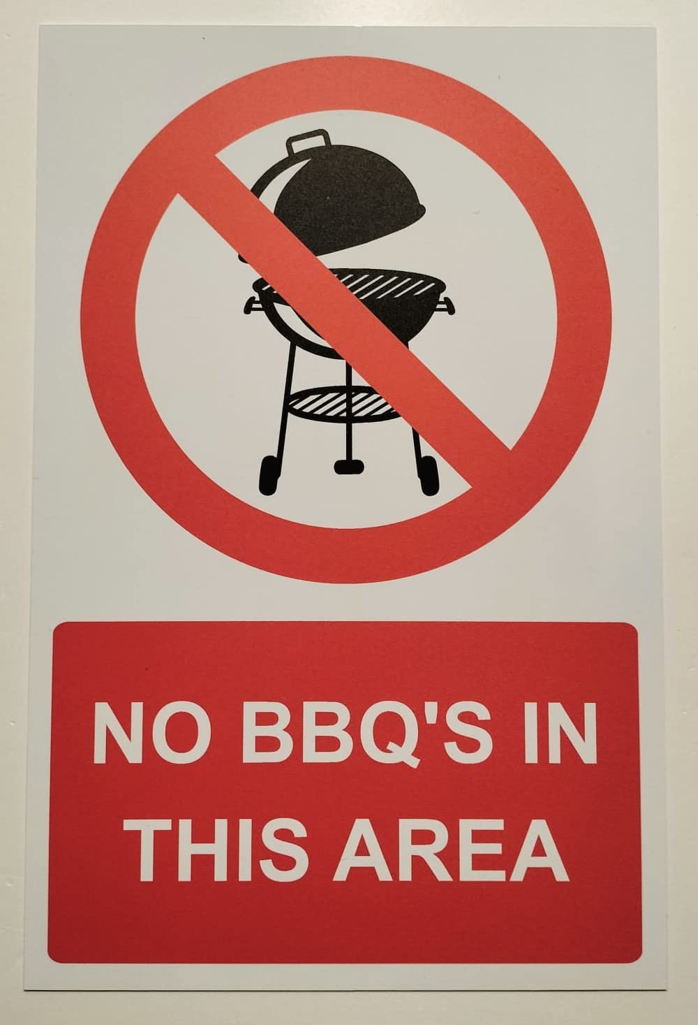 No BBQ's in This Area Safety Sign - 1mm Plastic Sign (300mm x 200mm)