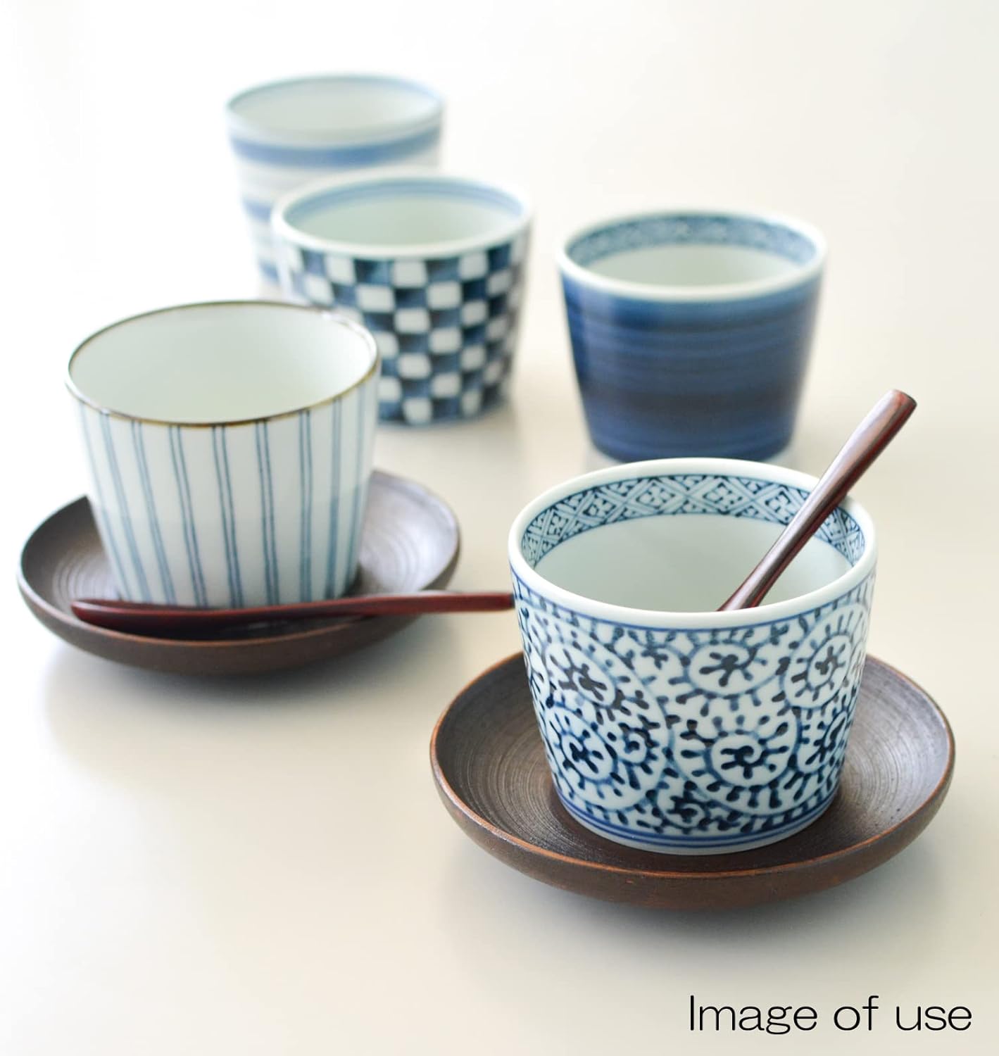 Saikai Pottery 31854 Hasami Ware Porcelain Buckwheat Choko Cup, Aigoya Picture Change, Cosmetic Box, 6.8 fl oz (200 ml), Set of 5