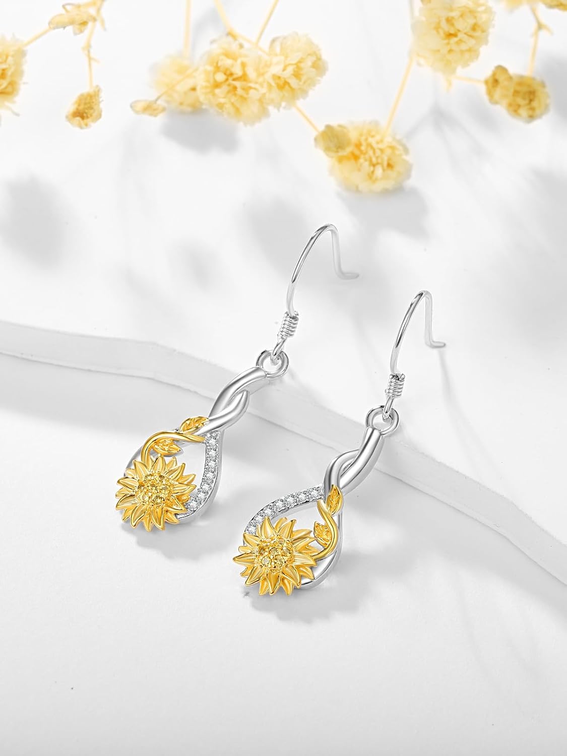 Dreamboat Sunflower Dangle Drop Earrings for Women 925 Sterling Silver 14K Gold Plated Sunflower Flower Dangling Hook Earring Fashion Anniversary Birthday Jewelry Gifts