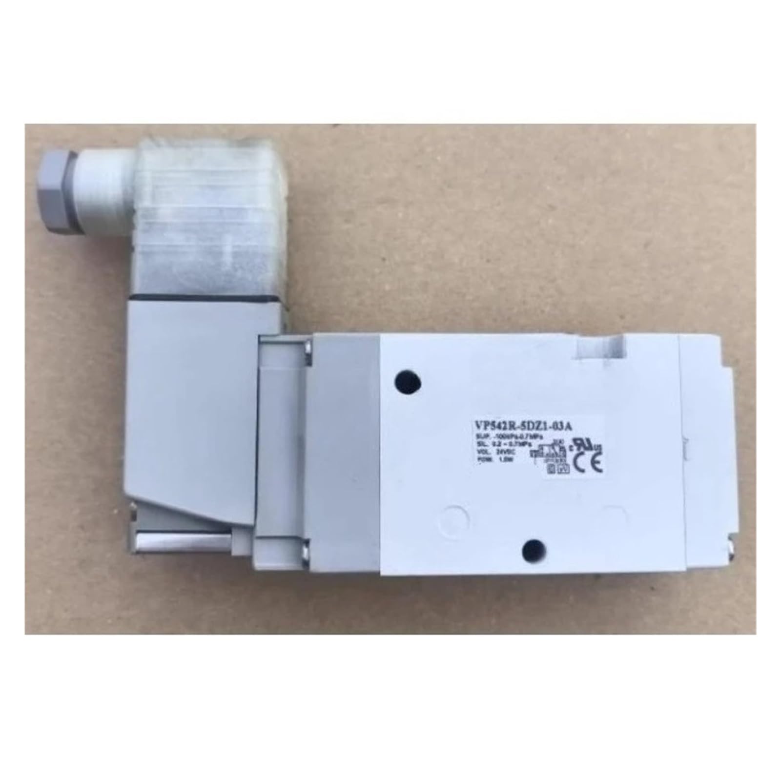 TYHUJKKL 1pcs solenoid valve VP542R-5DZ1-03A