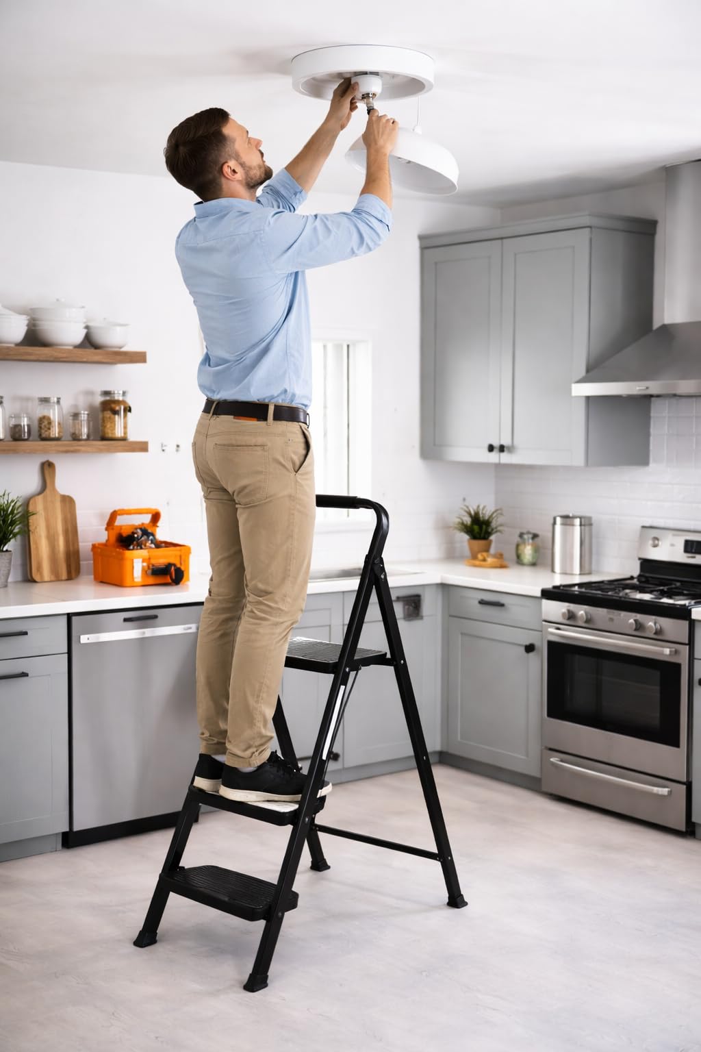 Escabeau 3 Marches Pliable - Marche Pied Antidérapant et Stable avec Poignée en Acier Robuste - Échelle de Bricolage Compacte pour Maison et Jardin - Charge 150 Kg (3 Marches)