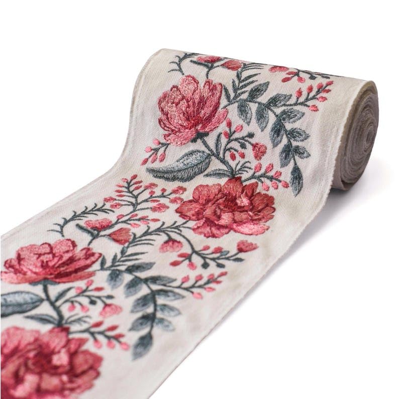 Fabric Mart Direct Ivory & Fuchsia Pink Floral Peony Vine Haftowana ozdobna wstążka z tkaniny na metry, botaniczna taśma obramowująca zasłony, koronka tapicerska na obrus, 5,50 cala (139 mm)