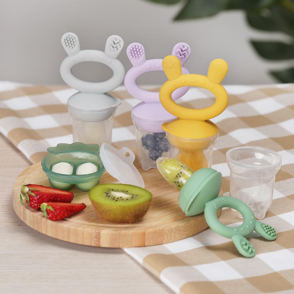 haakaa Mini Kit Freeze and Feed per Frutta e Alimenti+Vassoio Mini Freezer, Stampi per Ghiaccioli al Latte Materno per Dare Sollievo al Bambino, Alimentatore in Silicone /4+ Mesi (BLUSH)