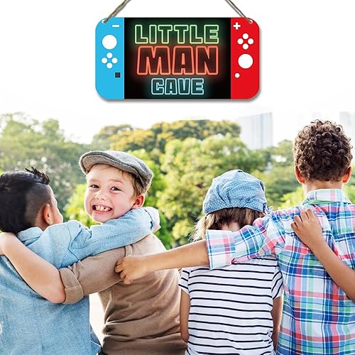 Miniatura 6 de Divertido diseño de máquina de juego Little Man Cave con cita colgante de madera para colgar en la pared, decoración de pared para guardería, niños,
