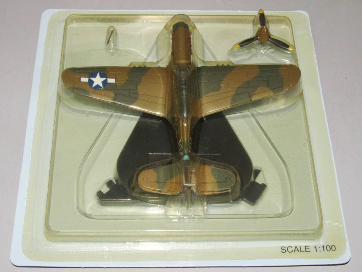 Amazon | 1/100 カーチス P-40 ウォーホーク エアコンバット