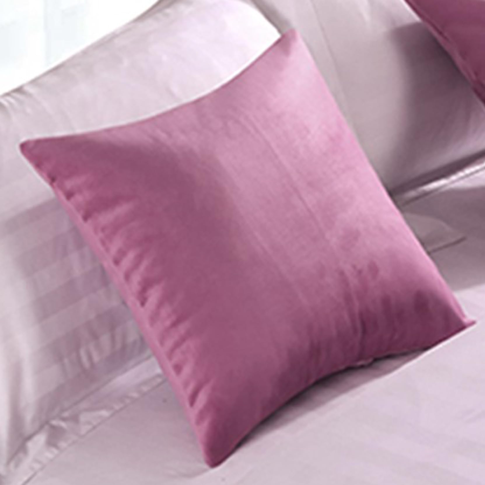 Ttiiloe Rose Bed Decoration Square Throw Cushions, Pillow For Living Room Sofa Bedroom Couch Chair Car Seat, 45 * 45Cm Cushion Case With Core