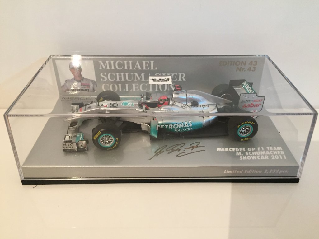 MINICHAMPS M.SCHUMACHER SHOWCAR 2011
