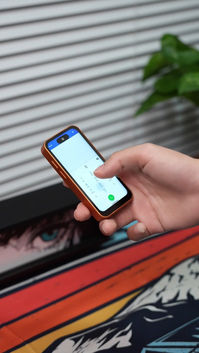 ミニスマホ SIMフリー 本体 3.7インチ 小型スマートフォン