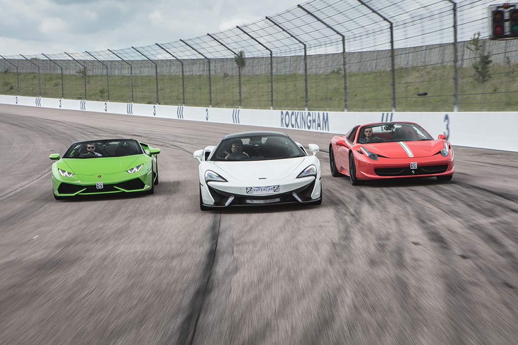 Buyagift Triple Supercar Driving Blast - Caja de experiencias de regalo, más de 40 emociones de conducción en todo el Reino Unido
