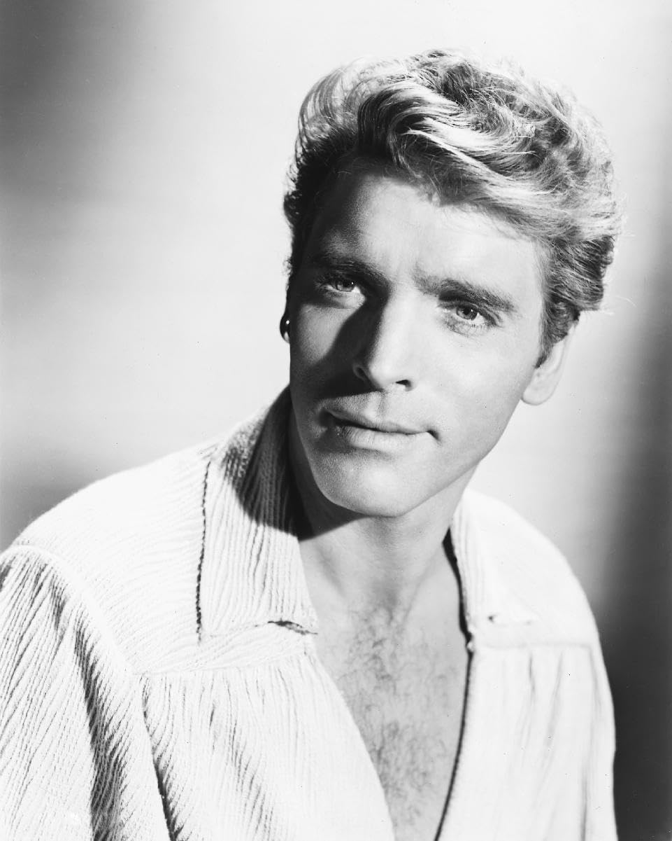 Worldphotographs The Crimson Pirate (1952) Burt Lancaster 10X8 Photo