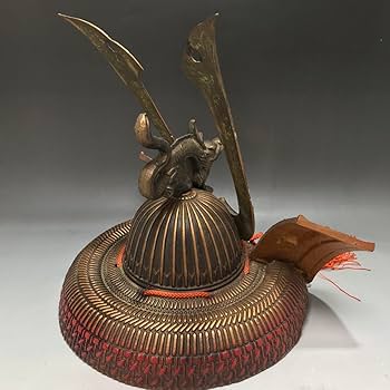 【出世兜】龍の金属彫刻 兜 侍 鎧 こどもの日 出世兜】龍の金属彫刻 兜 侍 鎧 こどもの日