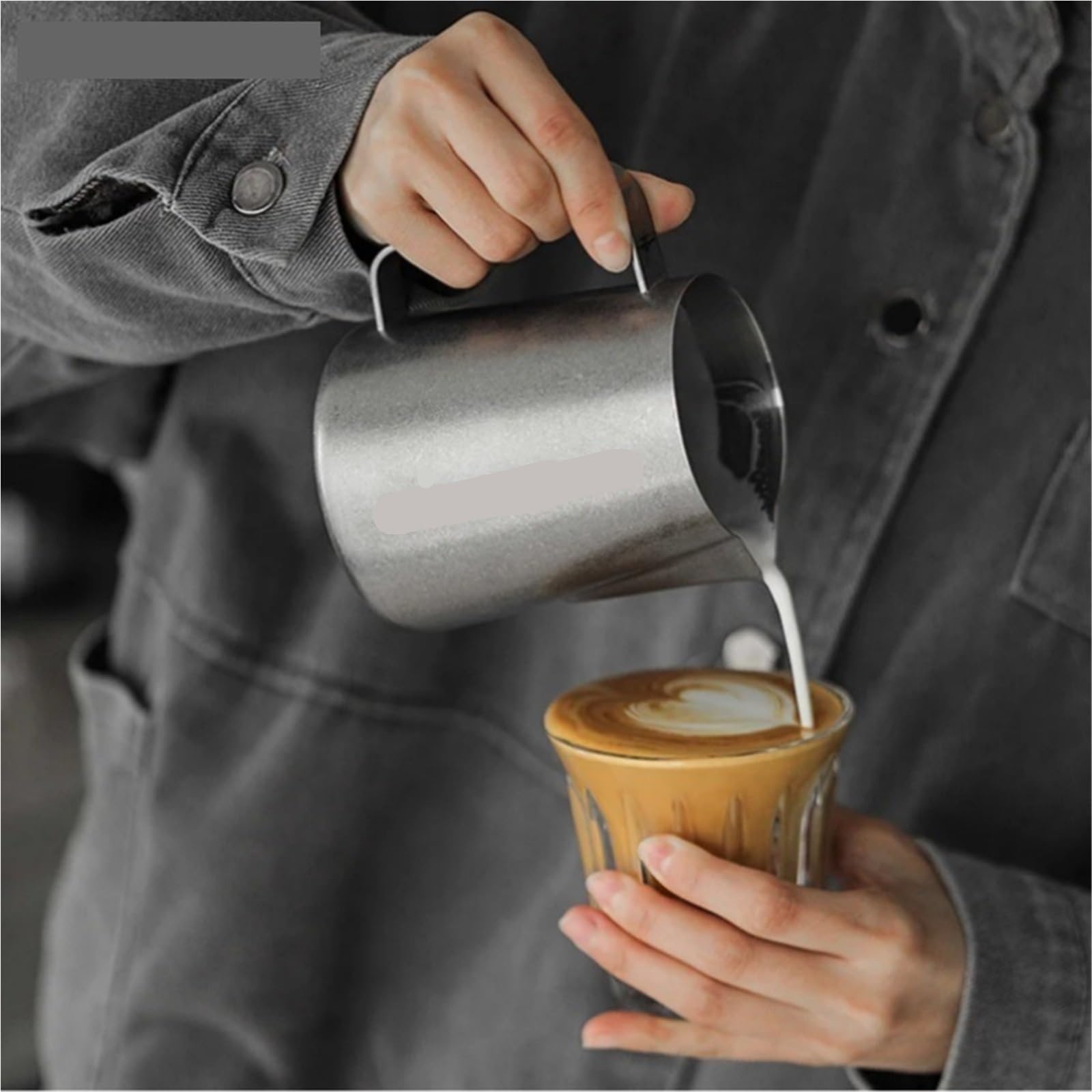 Genérico Jarra for espumar leche, jarra con boquilla de cocodrilo de acero inoxidable 304 for Latte Art(White 450ML)