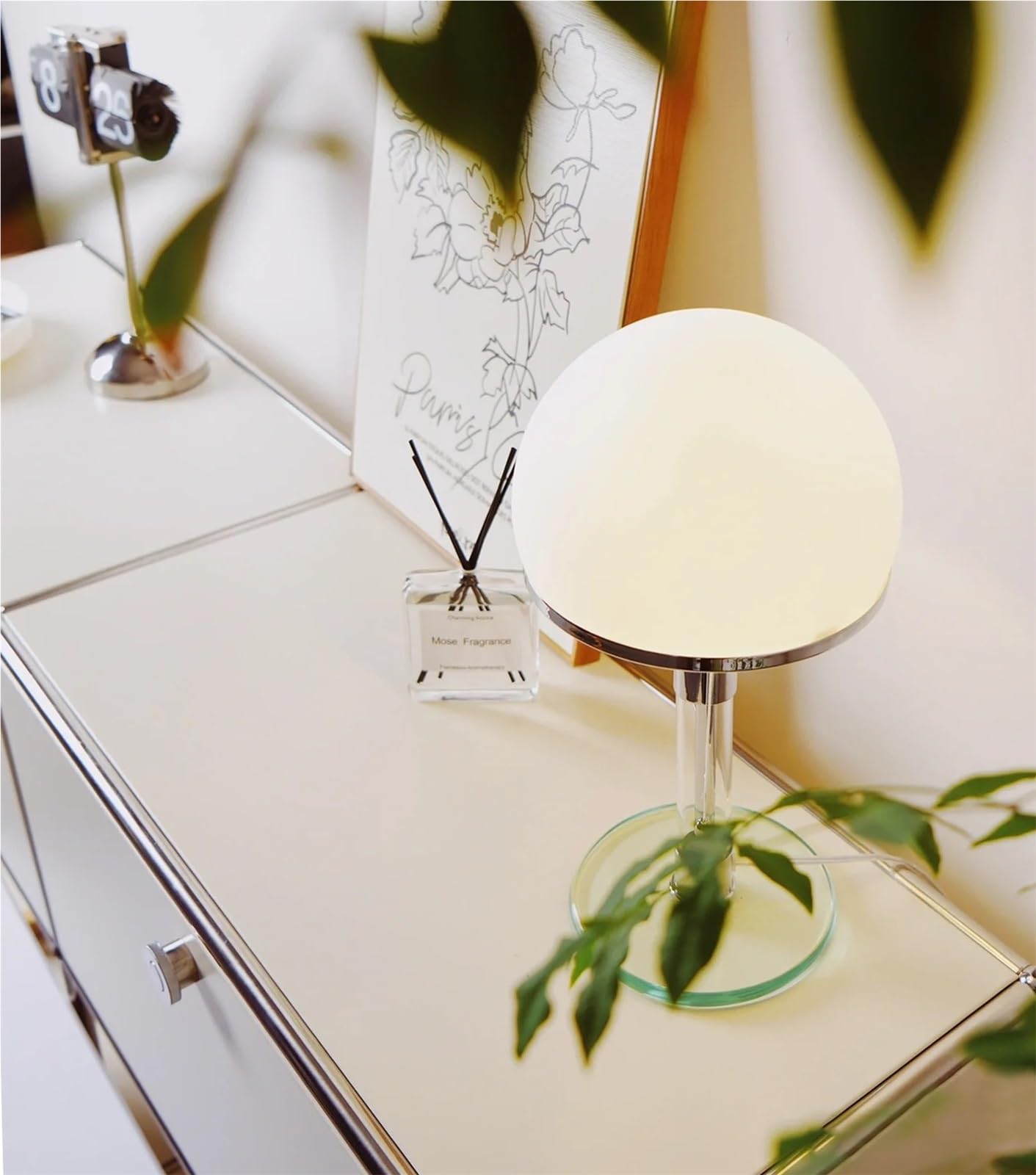 NVKE Moderne Nordische LED-Tischlampe, Wagenfeld lamp, Schreibtisch-Leselampe, Schlafzimmer-Nachttischlampe, Glas-Bauhaus-Tischlampe Pilzlampen Tischlampe mit 3 Helligkeitsmodi Wohnzimmer Restaurants