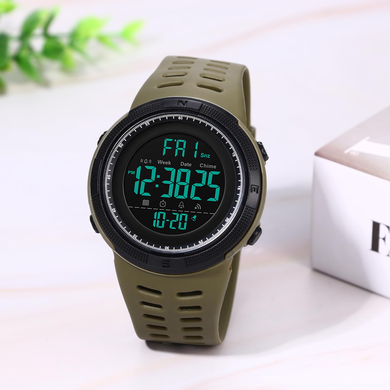 Oidea Montre de sport numérique pour homme : facile à lire, numérique, résistante aux chocs, anti-chute, cadran renforcé, montre tactique