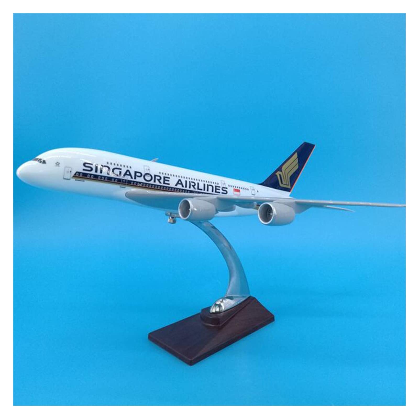 Amazon.co.jp: 1:200スケール 36CM エアバス A380 シンガポール飛行機