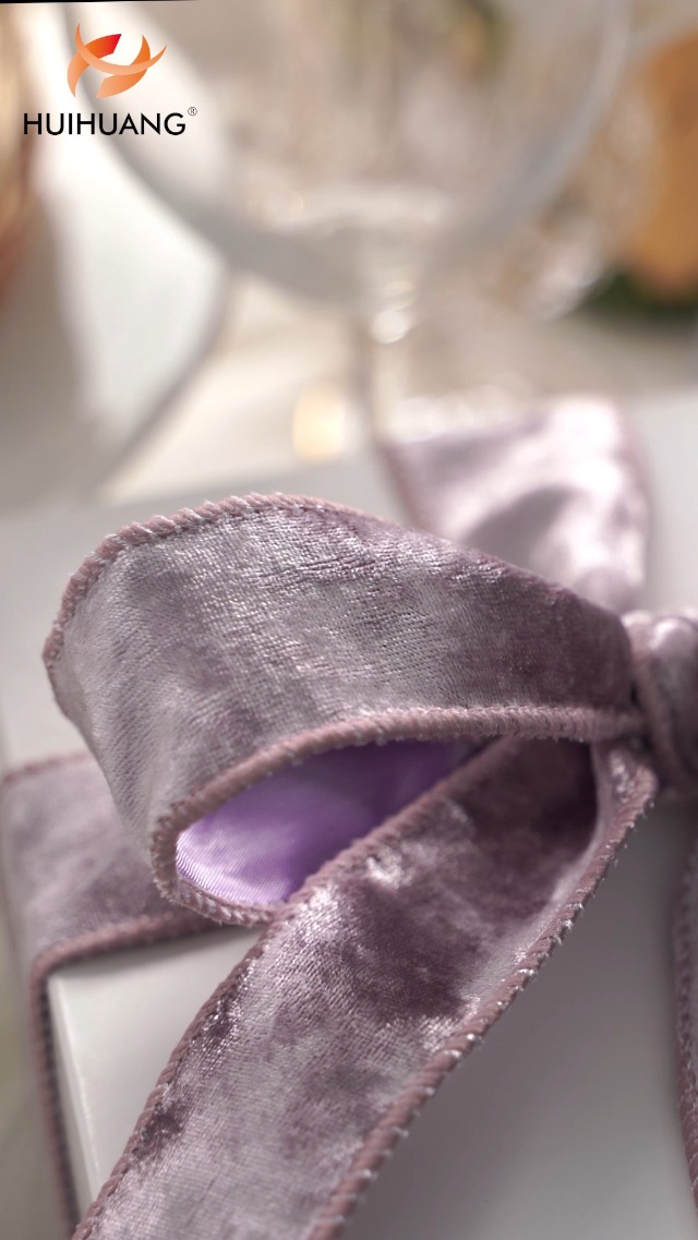 Amazon.com: HUIHUANG Lavender Purple Velvet Wired Ribbon 1-1/2