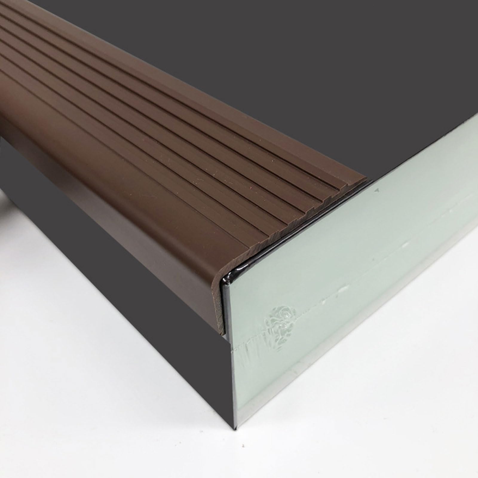 Perfil de Esquina PVC 6x2.5cm - Tiras Antideslizantes para Peldaños en Forma de L | Borde Autoadhesivo para Escaleras | Cinta Antideslizante Cortable | Protección para Peldaños de Goma/Madera