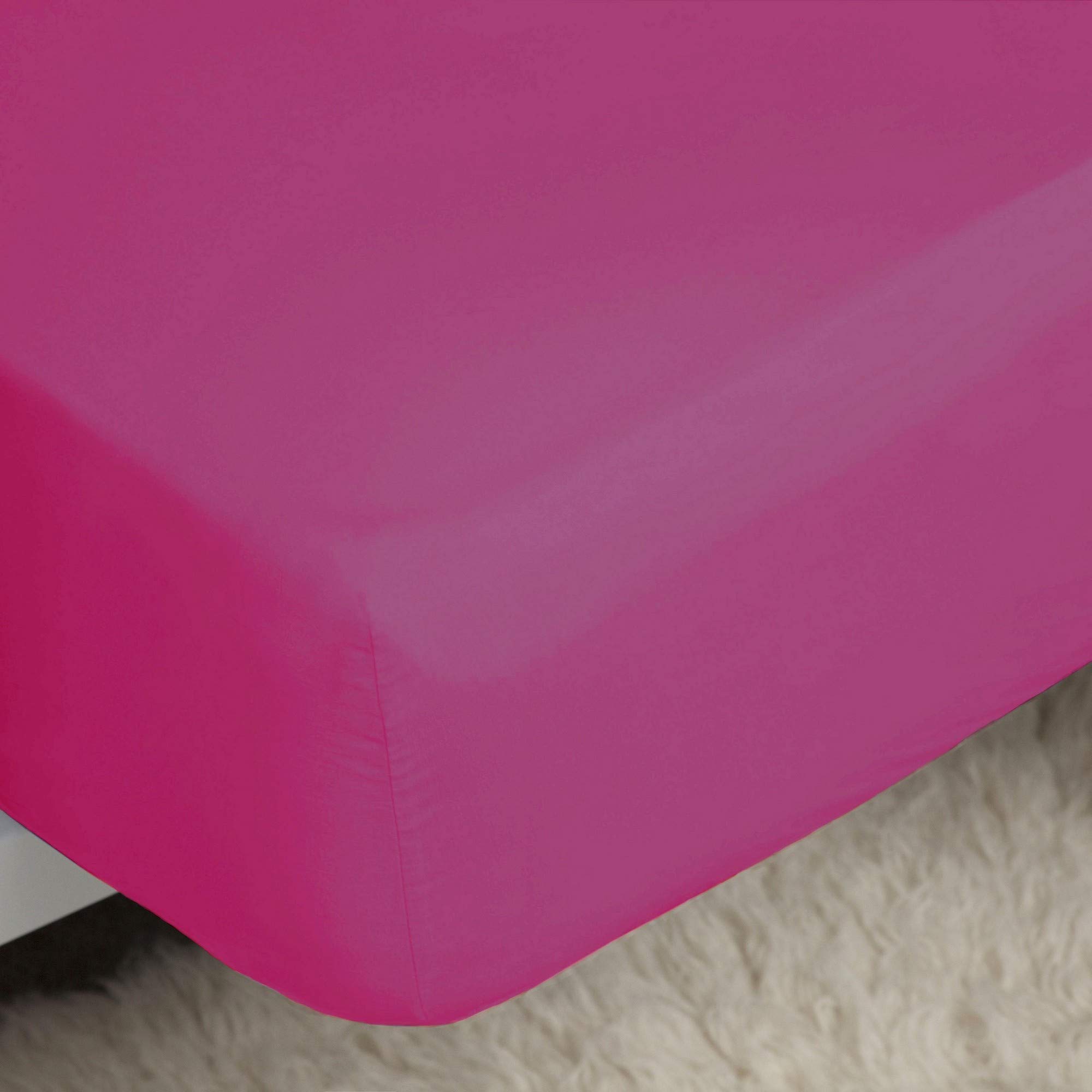 Belledorm Fuchsia Easycare Percale Fitted Sheet (Double) (Fuchsia)