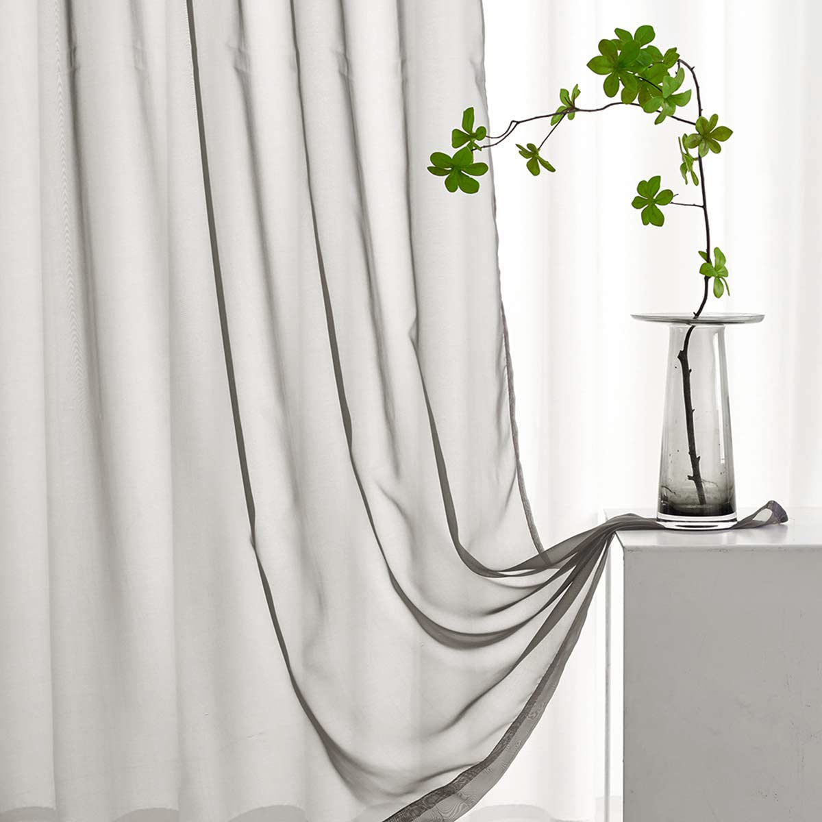 Amazon｜TOAVA DECO グレー シアーボイルカーテン 半透明無地