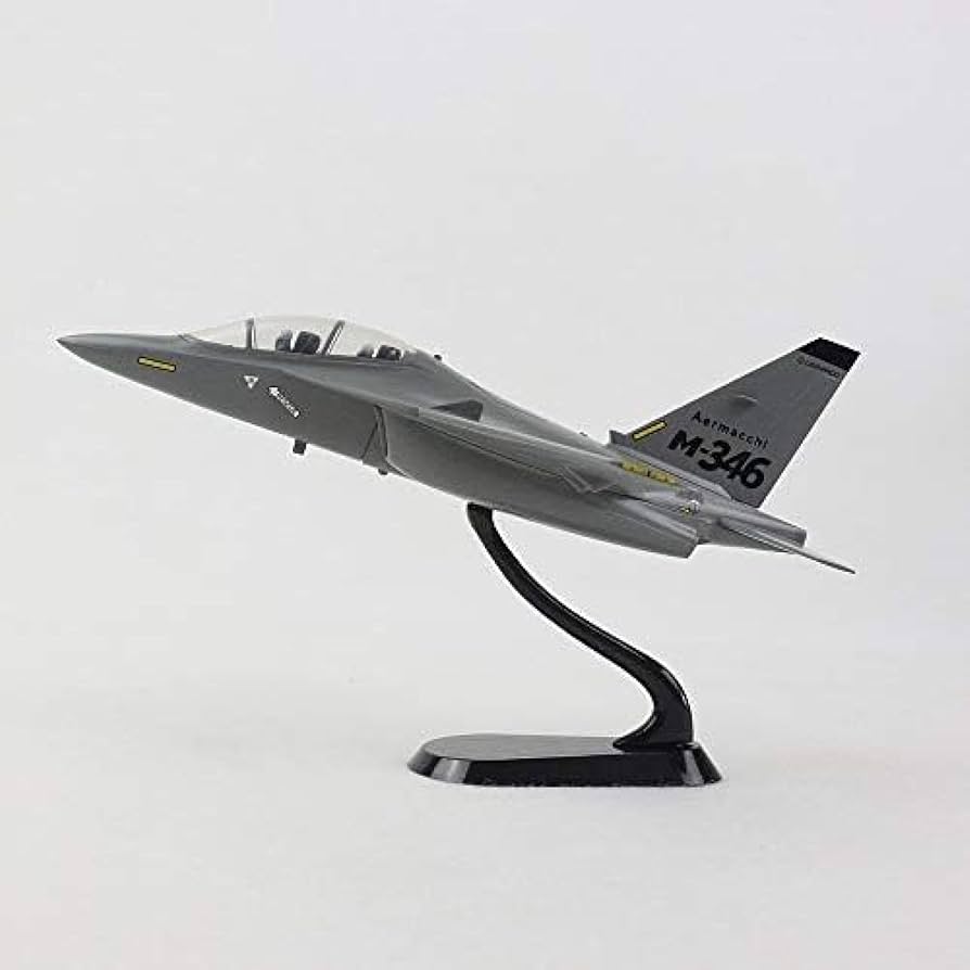 プラモデル　戦闘機 10899717.jpg