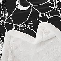 Vista 4 de Manfei Manta metálica de Halloween con diseño de araña robótica metálica para decoración de habitación de niños, manta de tela de araña para sofá