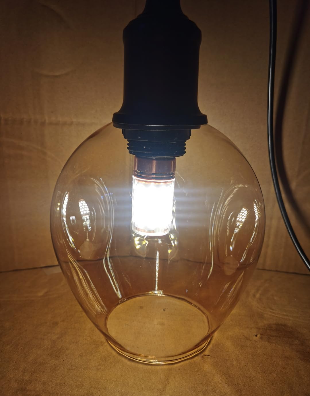 Nowoczesna lampa wisząca na schody, wiele szklanych kulek, minimalistyczny styl, długa, do budynku dwupoziomowego, duży salon, willa, ażurowa oprawa oświetleniowa (wymiary: 15 świateł