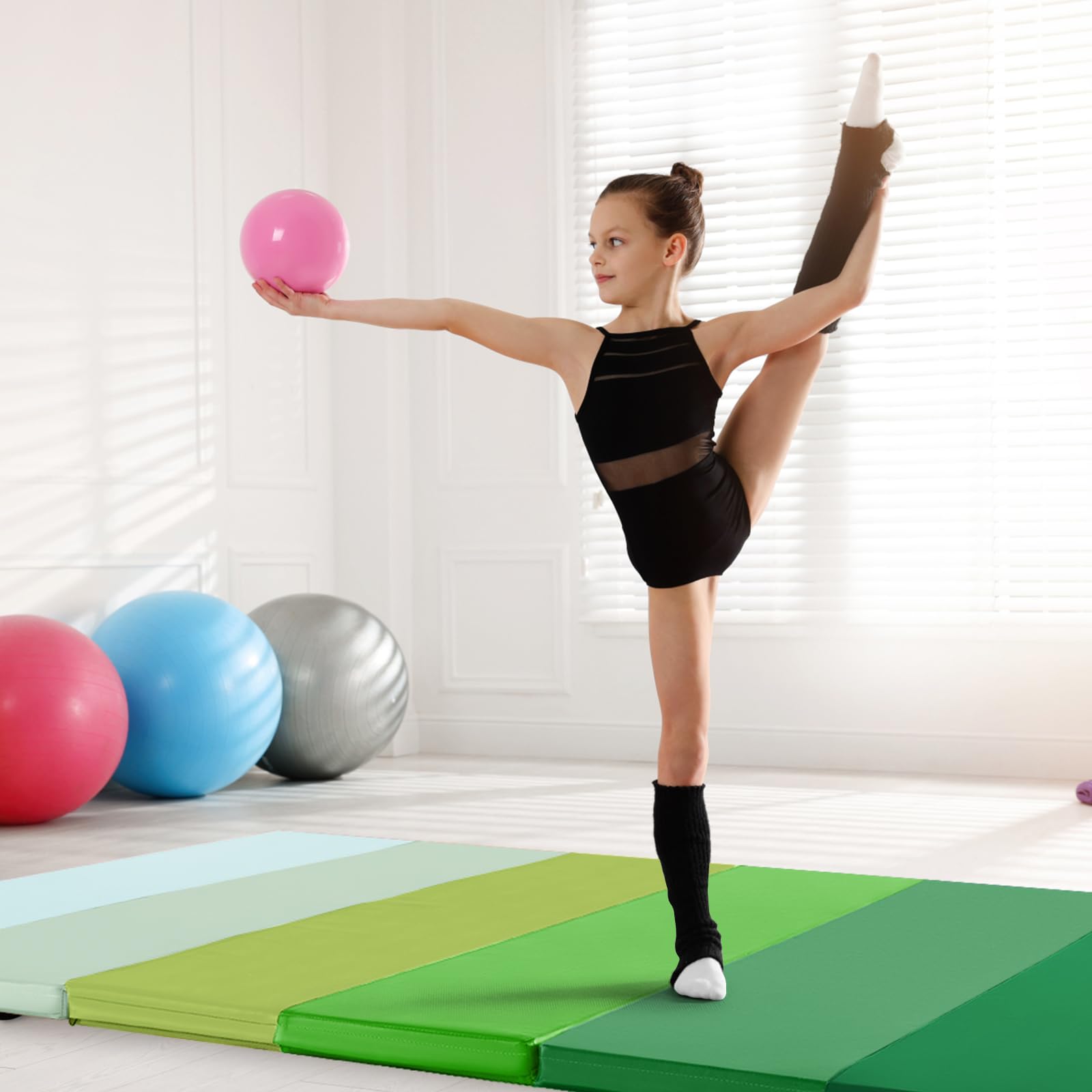 GOPLUS Tapis de Gymnastique Pliable Epais 3 Plis, 180 x 120 x 4 cm, Tapis de Gym en Cuir avec Attache Auto-agrippante, Matelas de Gym avec Poignée de Transport, pour Etirements, Yoga, Arts Martiaux