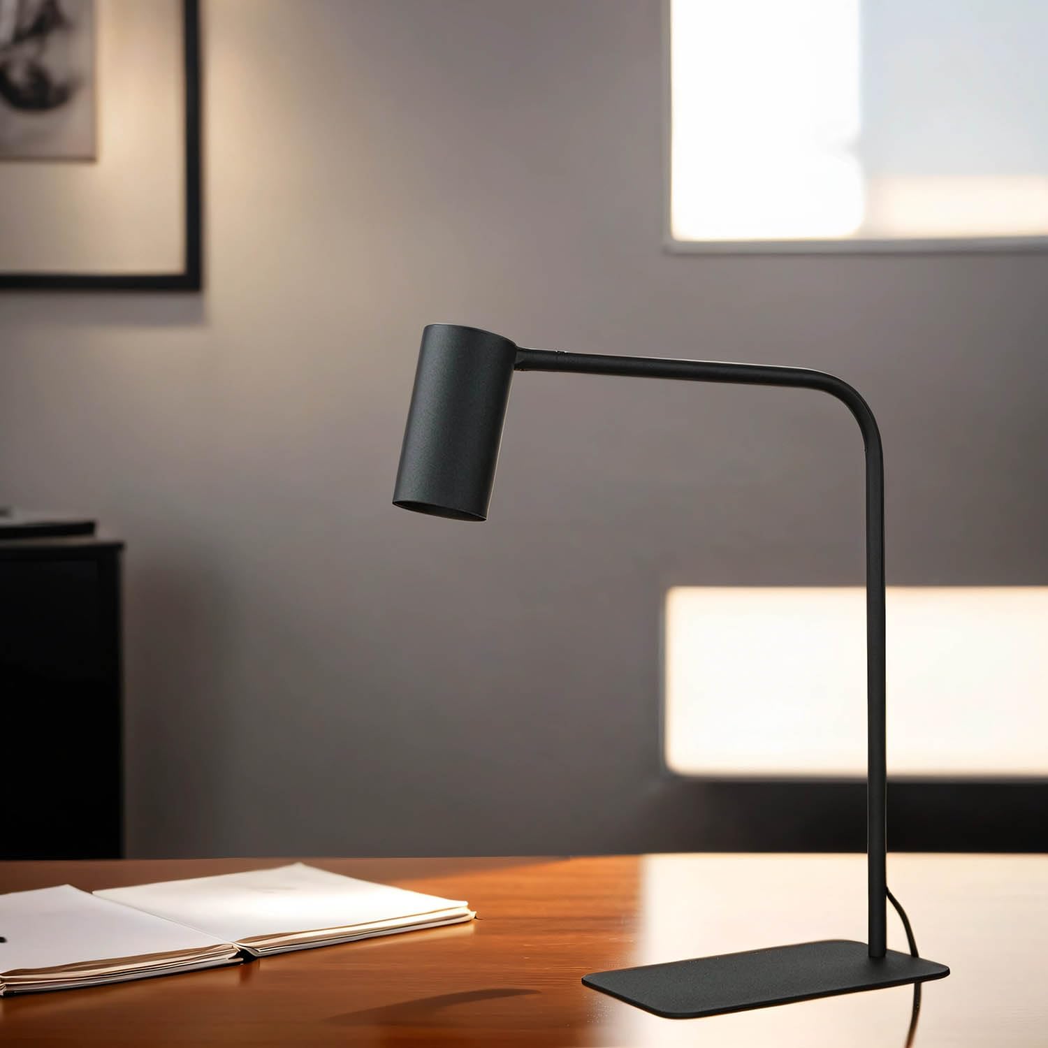 Licht-Erlebnisse Schreibtischlampe Schwarz, Tischleuchte mit Kabel, Leselampe Nachttisch, H:40 cm, GU10, schwenkbar, Schreibtisch, Nachtschrank, Tischleuchte