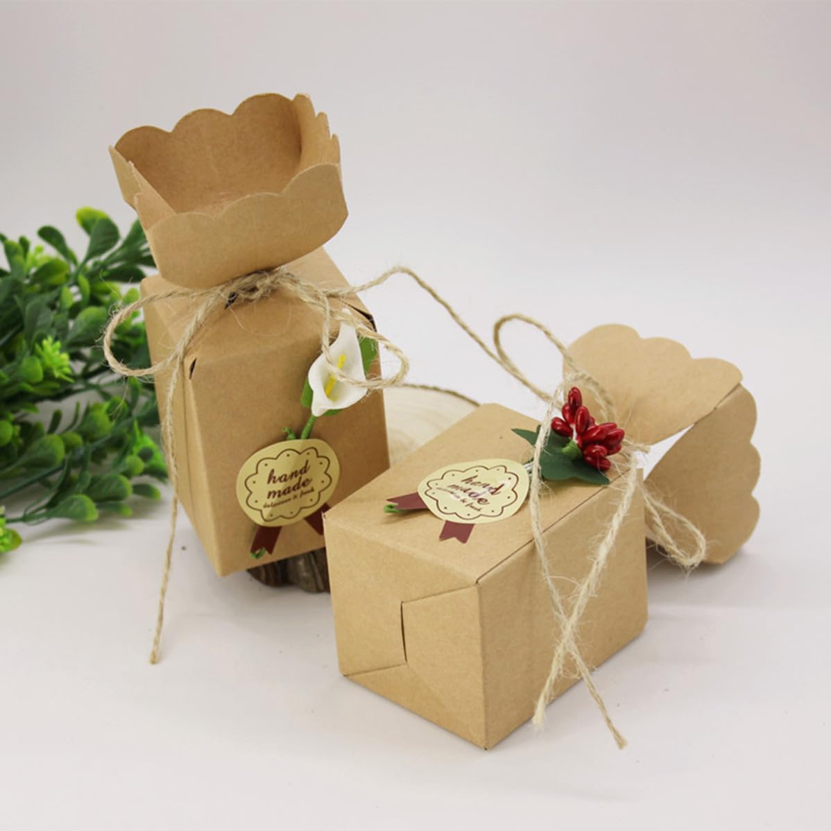 Healeved 150 Pezzi Scatolina Bomboniera in Carta per Cioccolatini e | Decorazione Elegante, Adatta per Feste Natalizie, Confezione Regalo, Uso per Dolci e Frollini