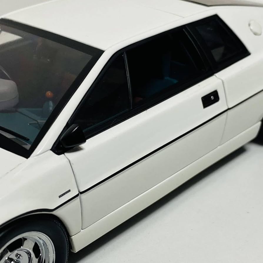 AUTOart ロータス・エスプリ　潜水モード　００７コレクション 1/18 AUTOart James Bond 007 For Your Eyes Only 1:18 Lotus Esprit