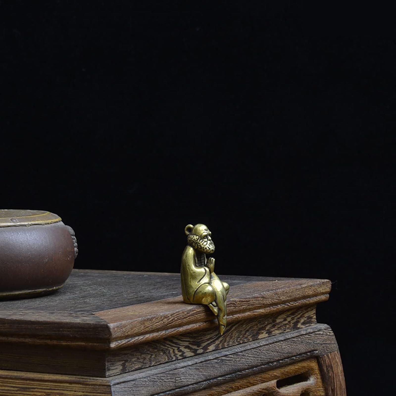Brass Daruma Master Sitting Statue