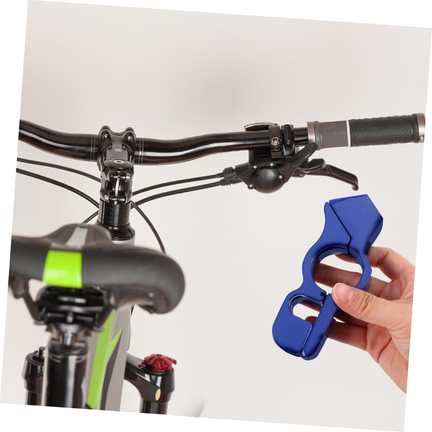 CHILDWEET Lucchetto di Sicurezza per Manubrio di Bicicletta Elettrica e Scooter, Lega di Alluminio, Blocco Acceleratore e Freno, Antifurto Facile da Usare
