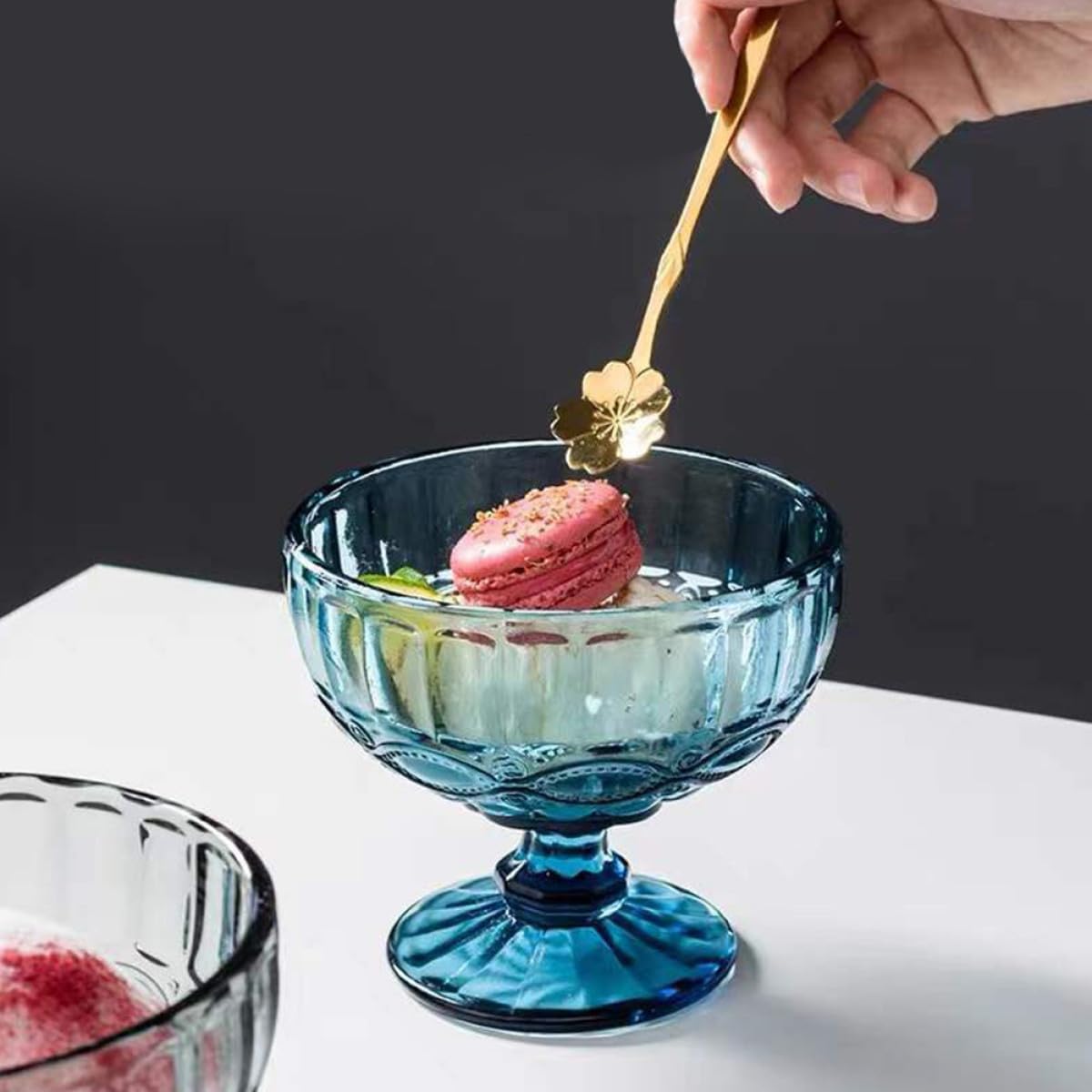 Zerodeko 3 Stück Dekorative Glas Dessertschalen mit Fuß Hitzebeständig Elegantes Blumenmuster für Feierlichkeiten und Festliche Partys