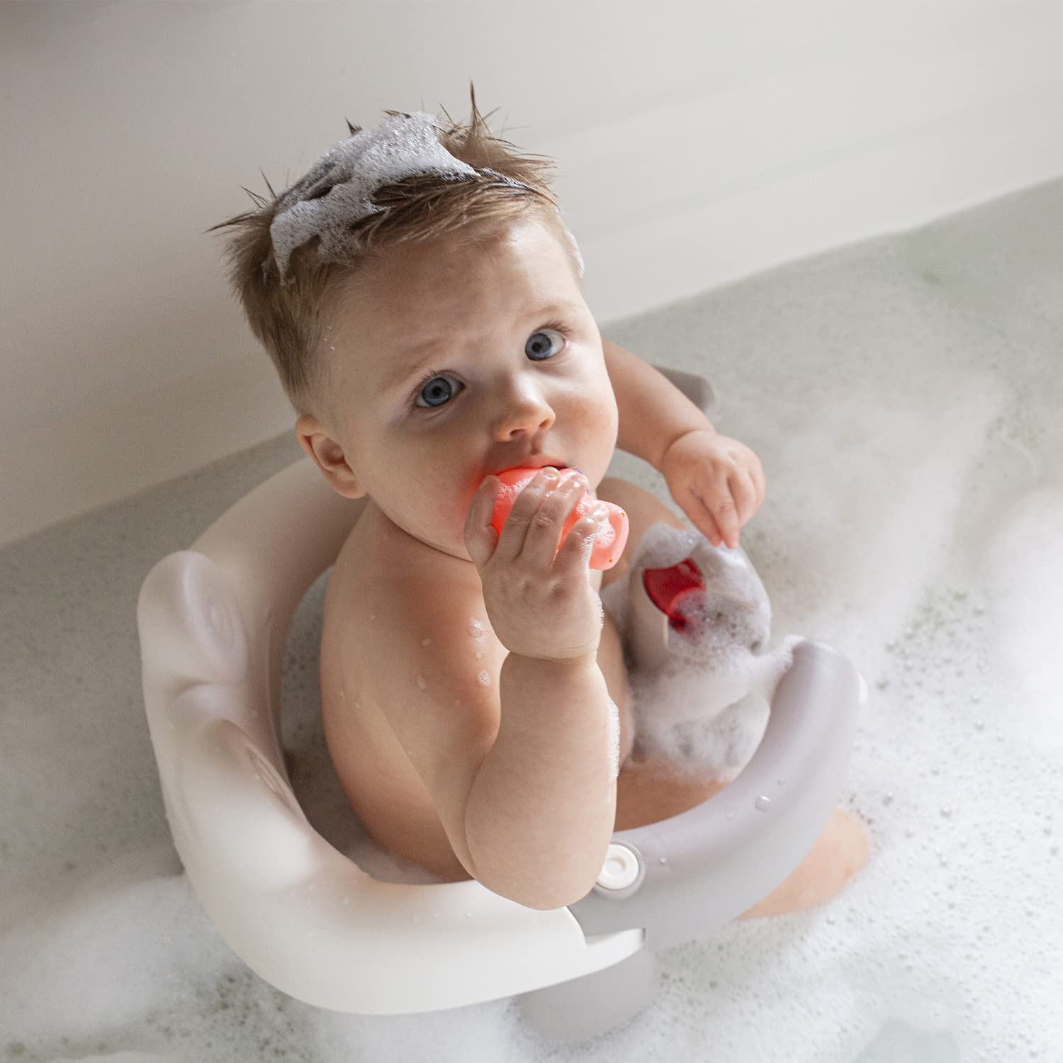 OKBABY Crab - Asiento de baño para el interior de la bañera - para bebés de 6 a 15 meses (13 kg) - Gris